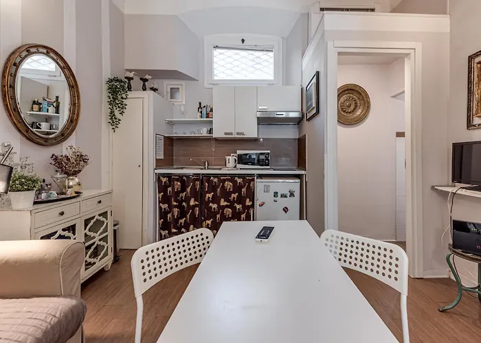 Cathedral Studio, San Lorenzo Apartament Florencja