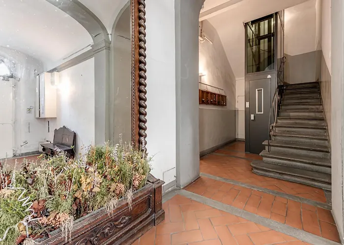 Cathedral Studio, San Lorenzo